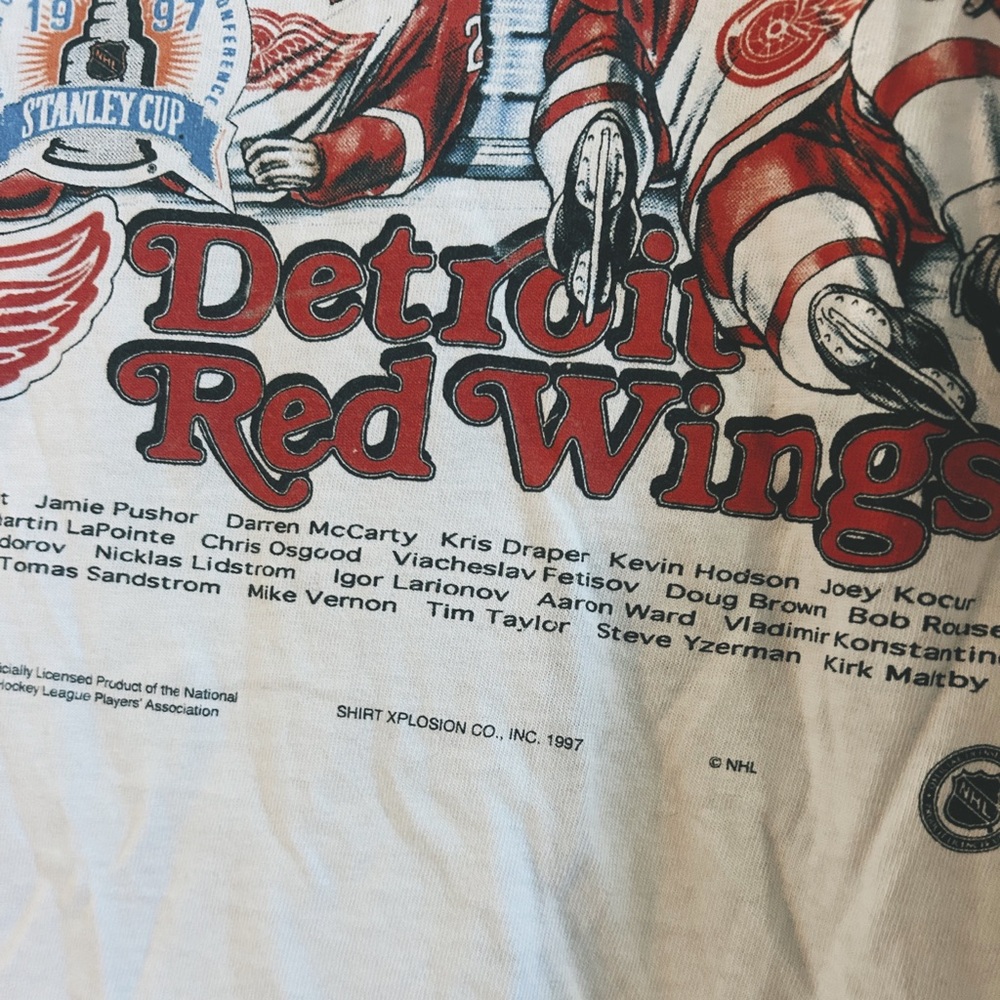 Detroit Red Wings Stanley Cup Graphic T-Shirt - White - Picture 2 of 3